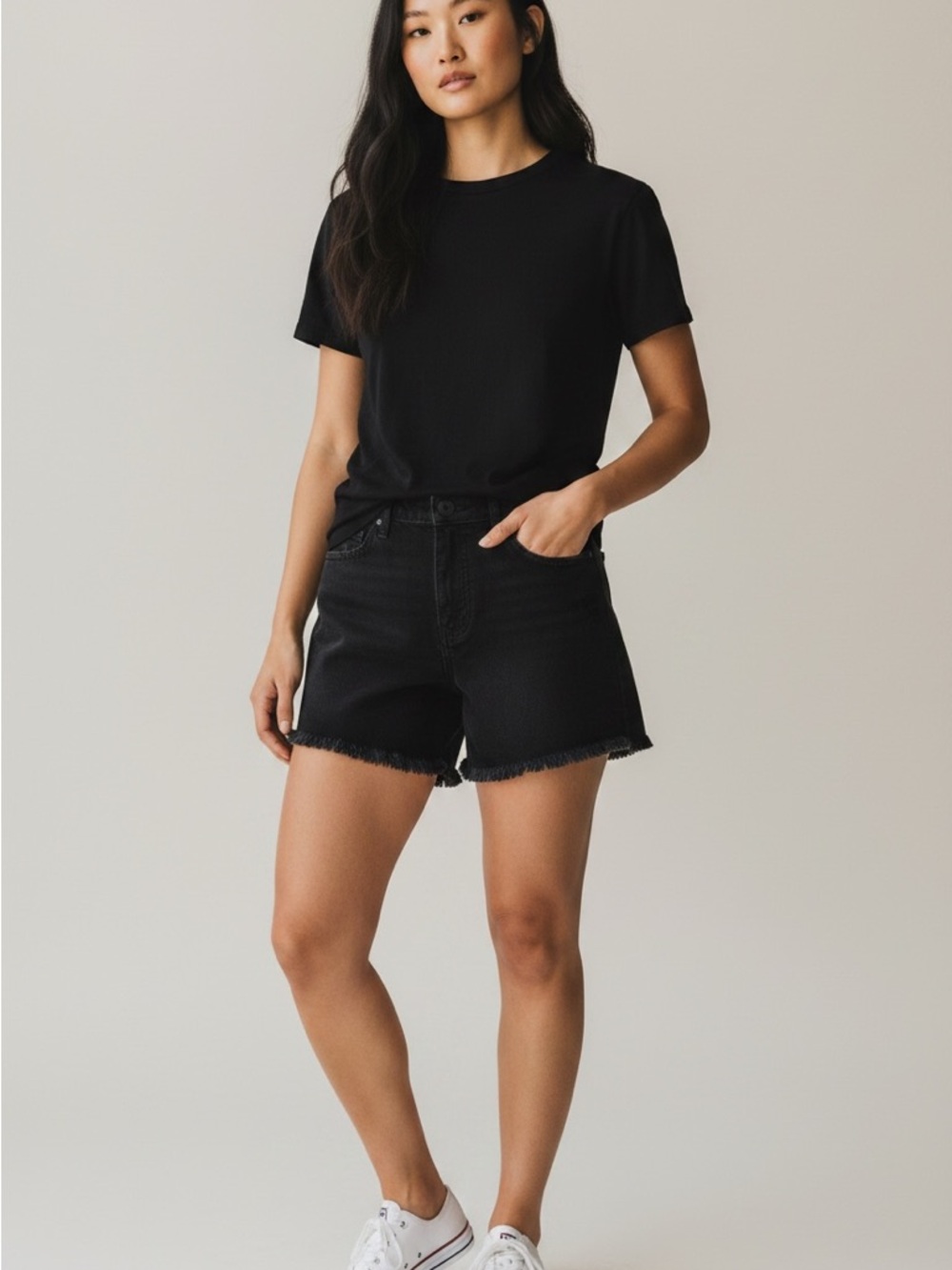 KUT from the Kloth Jane High Rise Black Denim Shorts Distressed Raw Hem Size 4
